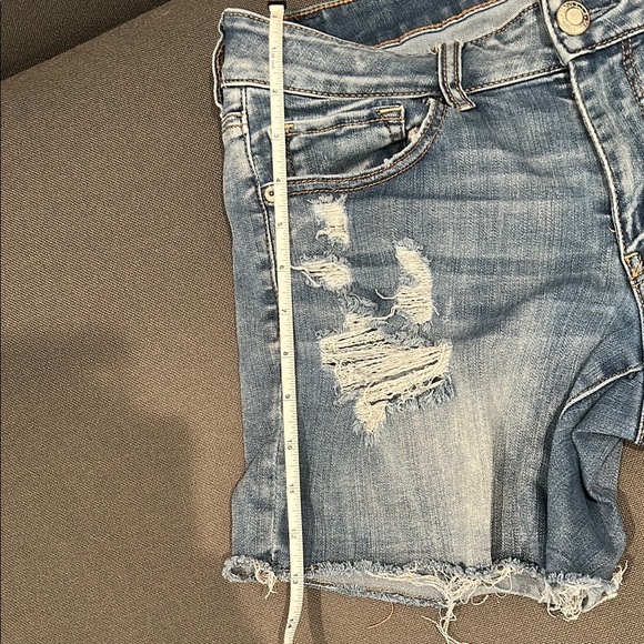 American Eagle Outfitters Midi Denim Shorts Size 12 - Picture 4 of 9
